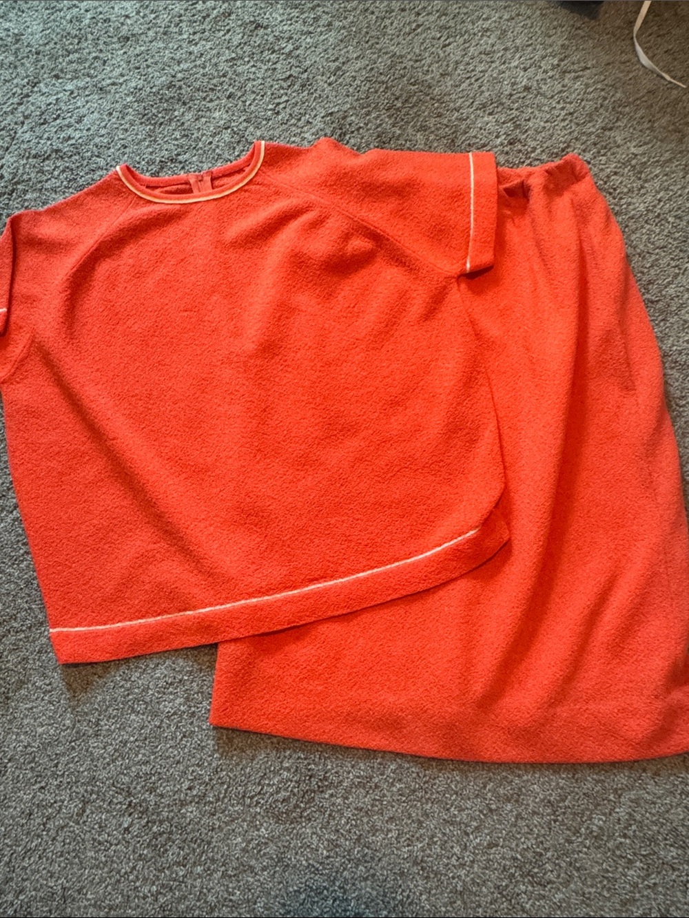 Vintage women’s Orange Two-Piece skirt Set -